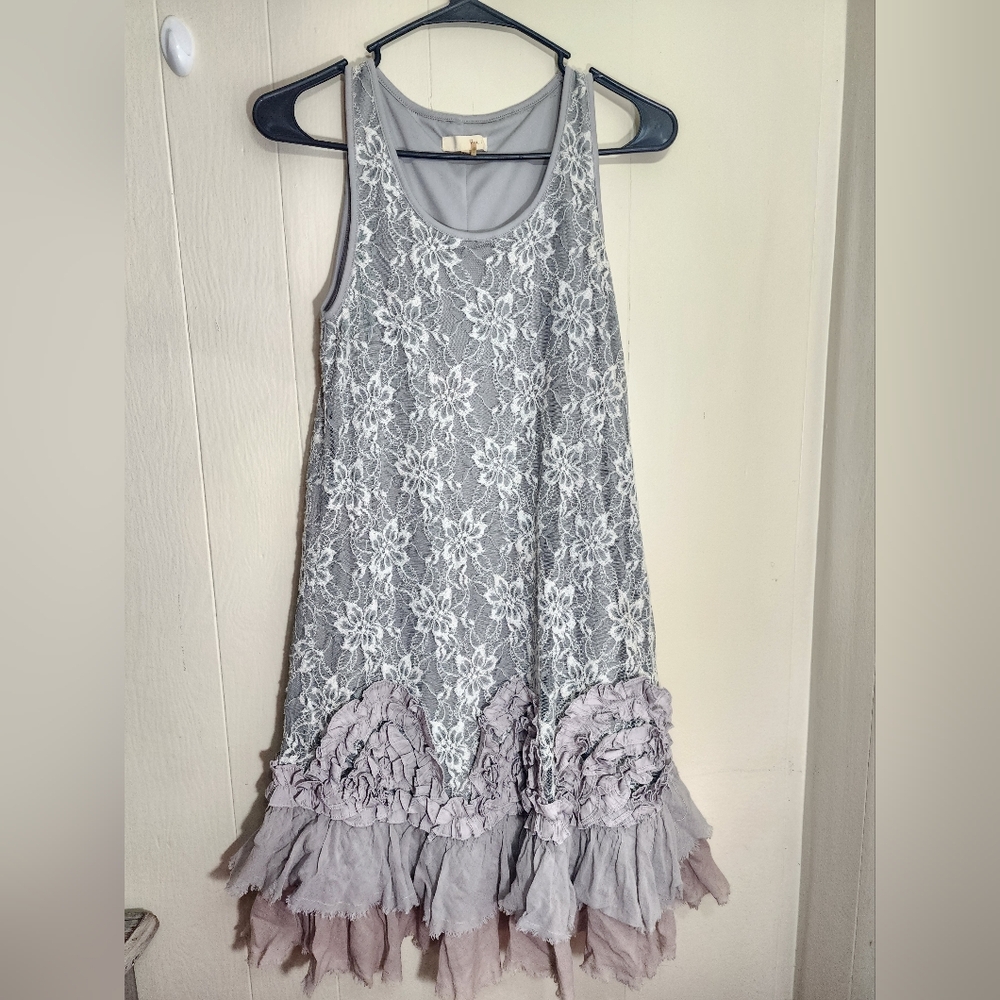 Elegant Gray Lace Dress